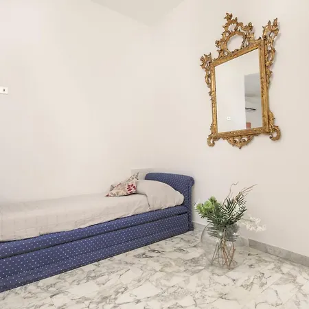 Appartamento Municipio Napoli